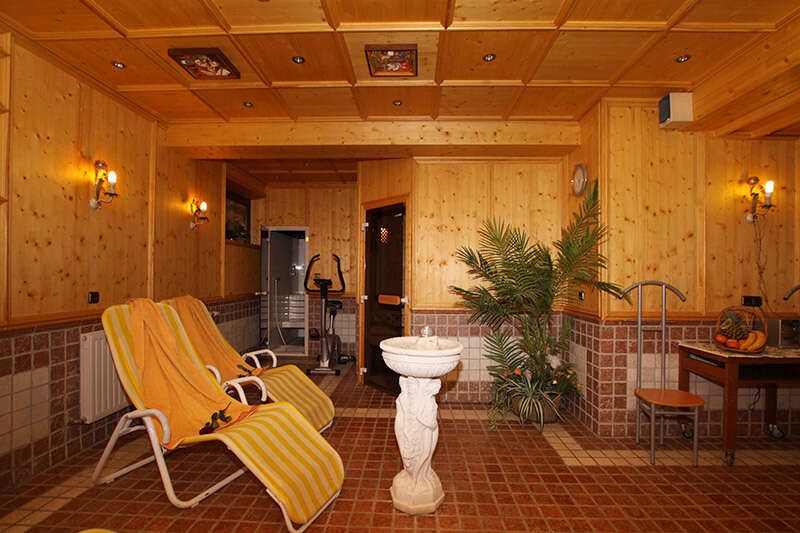 Wellnessbereich mit Sauna, Dampfbad, Kräutersauna im Hotel Humlerhof in Tirol